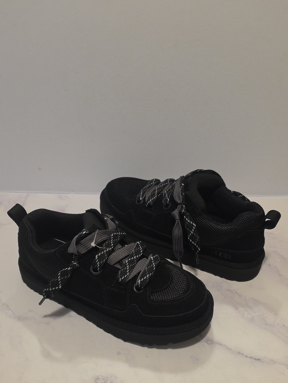 Ugg Men's Black Casual Lace-Up Shoes - Classic Streetwear Brand New No Tag